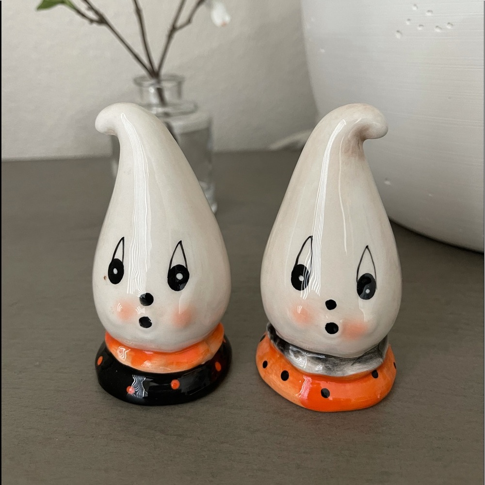 Johanna Parker Ghost Salt & Pepper Set